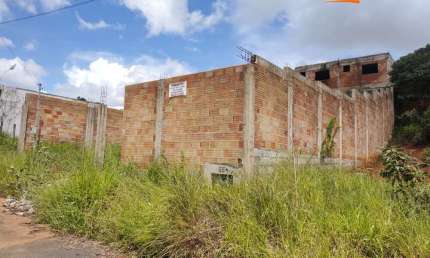 Terreno à venda no São Lucas, Conselheiro Lafaiete , 300 m2 por R$ 210.000