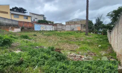 Terreno de 840m² em Colombo próximo a Rua Abel Scuissiato