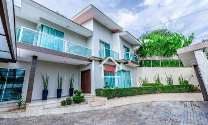 Casa mobiliada pertinho da Vila Germânica, com 3 dormitórios à venda, 356 m² por R$ 1.650.000 - Velha - Blumenau/SC