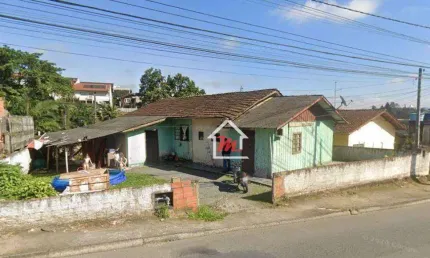 Você procura um terreno plano em ótimo corredor de serviço na água verde para fazer um galpão ou seu negócio?  veja essa ótima oportunidade!