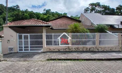Casa com 4 dormitórios, sendo 1 suíte à venda, 378 m² por r$ 799.000 - velha central - blumenau/sc