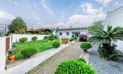 Casa com 3 dormitórios, 94 m² - venda por R$ 650.000,00 ou aluguel por R$ 3.799,00/mês - Água Verde - Blumenau/SC
