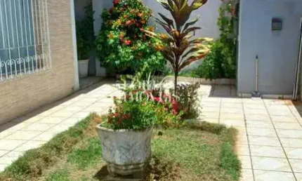 Casa com 3 quartos à venda na Rua Rubens Trefiglio, 247, Vila Nogueira, Campinas, 200 m2 por R$ 770.000