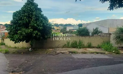 Terreno à venda na Rua Maurício Jammel, 3164, Parque São Quirino, Campinas por R$ 300.000