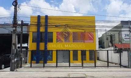 EXCELENTE PRÉDIO COM DOIS PAVIMENTOS, EM PLENA AV. CAXANGÁ,  EXCELENTE PARA ACADEMIAS, OU OUTRO NEGOCIO. ESTACIONAMENTO FRONTAL E LATERAL.