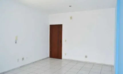 Sala comercial para alugar na Rua Padre Pedro Pinto, 1, Venda Nova, Belo Horizonte por R$ 800