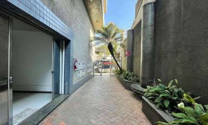 Ponto comercial com 2 salas para alugar na Monteiro Lobato, 123, Ouro Preto, Belo Horizonte por R$ 1.200