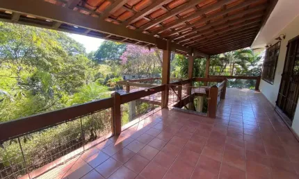 Casa em condomínio fechado com 4 quartos para alugar na Rua Primeiro de Maio, 541, Nacional, Contagem por R$ 5.000