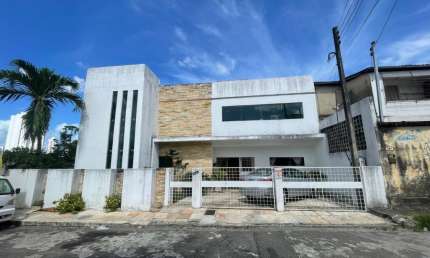 Casa com 6 quartos à venda no Casa Amarela, Recife 