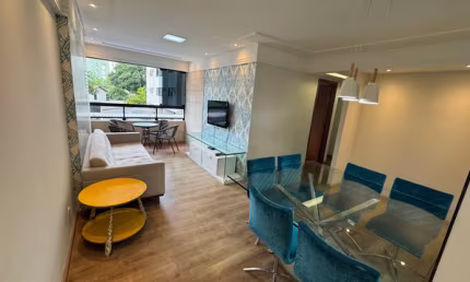 Apartamento nos Aflitos projetado e mobiliado com closet
