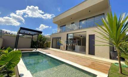 CASA TÉRREA NOVA à VENDA com 4 Suítes, Piscina e Área Gourmet Integrada no INTERIOR em CONDOMÍNIO FECHADO tipo CLUBE no VALE DAS ÁGUAS em BRAGANÇA