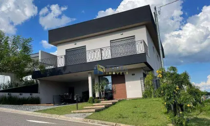 Sobrado Novo à Venda com 4 Suítes, Piscina, Área Gourmet Integrada na Parte mais Alta do Condomínio Tipo Clube Vale das Águas!!