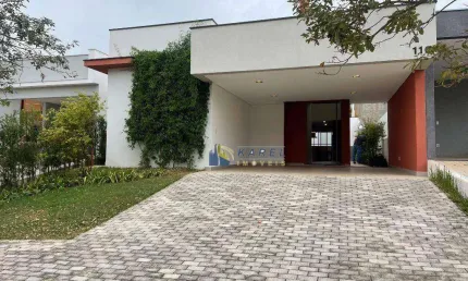 Casa Térrea à Venda com 3 Suítes, Piscina e Área Gourmet no Condomínio Portal de Bragança Horizonte!!