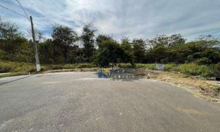 TERRENO à VENDA de 202,05m² no BAIRRO VILLA VERDE em BRAGANÇA PAULISTA!