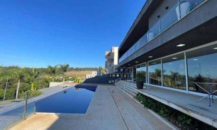 SOBRADO para VENDA ou LOCAÇÃO com 4 Suítes, Terreno de 983m², Piscina, Quintal Gramado, Área Gourmet no Condomínio Vale das Aguas em Bragança Pta!