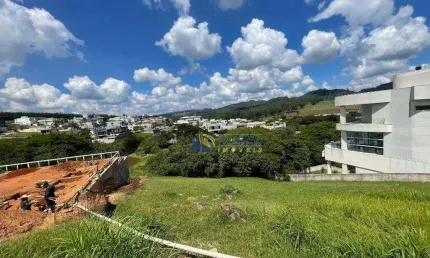TERRENO à VENDA com 584m² com Vista Permanente para o Lago em CONDOMÌNIO FECHADO TIPO CLUBE VALE DAS AGUAS em BRAGANÇA PAULISTA