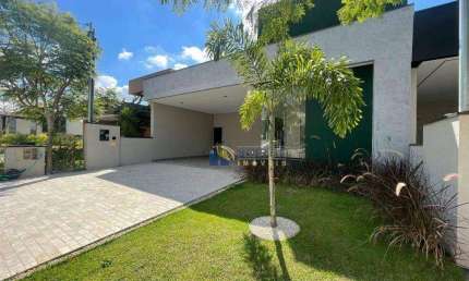 CASA TÉRREA à VENDA com 3 SUÍTES, PISCINA e ÁREA GOURMET INTEGRADA no CONDOMÍNIO EUROVILLE 2 em BRAGANÇA PAULISTA