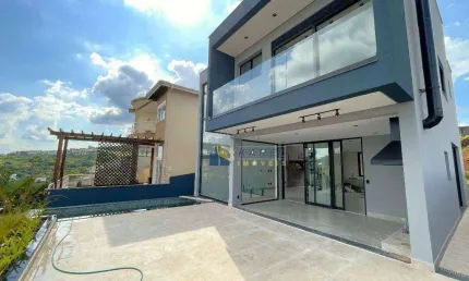 SOBRADO NOVO à VENDA no CONDOMÍNIO VALE DAS ÁGUAS com 3 SUÍTES, PISCINA, ÁREA GOURMET INTEGRADA em BRAGANÇA PAULISTA!!