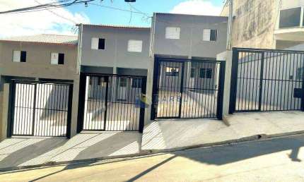 SOBRADO à VENDA por R$360MIL, 2 DORMS, QUINTAL e 2 VAGAS na VILA APARECIDA em BRAGANÇA PAULISTA