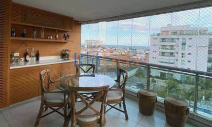Mônaco, apartamento 4 quartos com infraestrutura na Orla da praia !