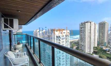 Acquabella, apartamento 4 quartos na praia da Barra com infraestrutura !