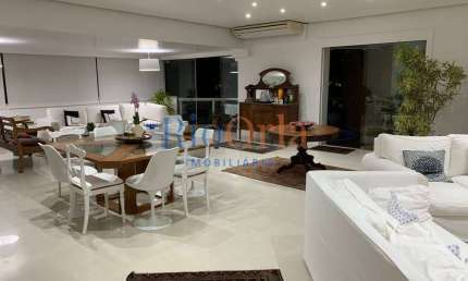 Atlântico Sul, 300 m2, 4 qtos, 2 suítes, vista mar!