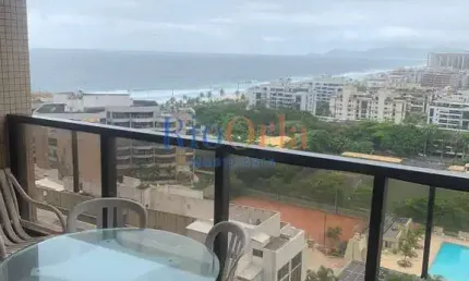 Summer Dream, apartamento 4 quartos com infraestrutura na orla da praia!