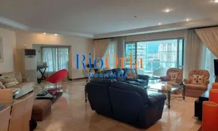 Atlântico Sul, apartamento 4 quartos com infraestrutura na Orla da praia !