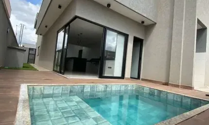 Casa à venda no bairro Residencial Parqville Jacarandá - Aparecida de Goiânia/GO
