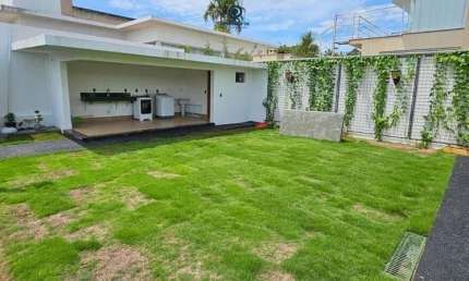 Casa Térrea Nova no Portal do Sol II - Conforto, Estilo e Modernidade!