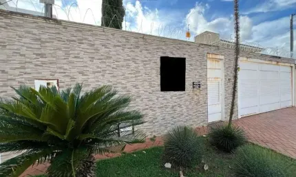 Casa com 3 quartos à venda na Rua C145, Jardim América, Goiânia
