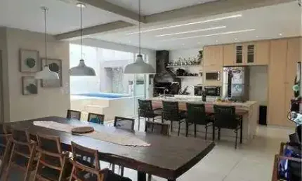 Casa à venda no bairro Setor Castelo Branco em Goiânia/GO