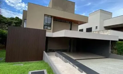 Sobrado Novo e Impecável no Jardins Valência - O Seu Novo Lar de Alto Padrão!