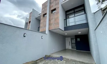 Casa com 3 quartos à venda no Guanabara, Joinville 