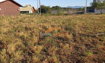 Terreno à venda na Estrada Geral de Ibiraquera, 210, Ibiraquera, Imbituba por R$ 350.000