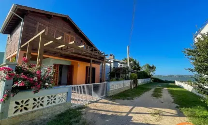 Casa com 2 quartos à venda na Alto Arroio, 311, Alto Arroio, Imbituba, 150 m2 por R$ 550.000
