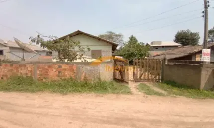Casa com 4 quartos à venda na 17 de Outubro, 1, Guaiuba, Imbituba, 96 m2 por R$ 215.000