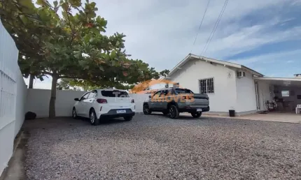 Casa com 3 quartos à venda na Itapirubá Norte, 210, Itapiruba, Imbituba por R$ 371.000