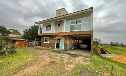 Casa com 2 quartos à venda na Hilda Nunes de Oliveira, 578, Guaiuba, Imbituba, 280 m2 por R$ 375.000