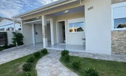 Casa com 2 dormitórios à venda, 100 m² por R$ 425.000,00 - Jardim Ultramar - Balneário Gaivota/SC