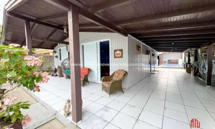 Casa com 2 dormitórios à venda, 100 m² por R$ 570.000,00 - Centro - Balneário Gaivota/SC