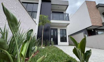 Sobrado com 3 dormitórios à venda, 126 m² por R$ 998.000,00 - Cachoeira do Bom Jesus - Florianópolis/SC