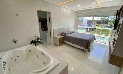 Casa com 4 dormitórios à venda, 300 m² por R$ 1.900.000,00 - São João do Rio Vermelho - Florianópolis/SC