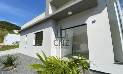 Excelente oportunidade: Casa à venda em Brusque-SC, bairro Limeira Baixa, 3 quartos, 1 suíte, 2 salas, 2 vagas, 124m².
