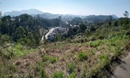 Terreno à venda no Centro de Brusque-SC, 565,00 m² de área. Aproveite essa oportunidade única!