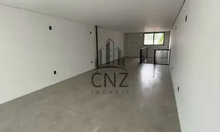 Sala Comercial para Locação no Centro I de Brusque-SC: 140m², 1 Banheiro e 4 Vagas de Garagem!