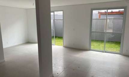 Casa em condomínio fechado com 2 quartos à venda na Rua Sagrado Coração de Jesus, 811, Morro das Pedras, Florianópolis por R$ 895.000