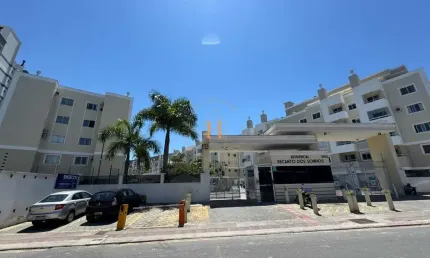 Apartamento com 2 quartos à venda na Rua Vereador Jacob Knabben da Silva, 3050, Passa Vinte, Palhoça por R$ 375.000