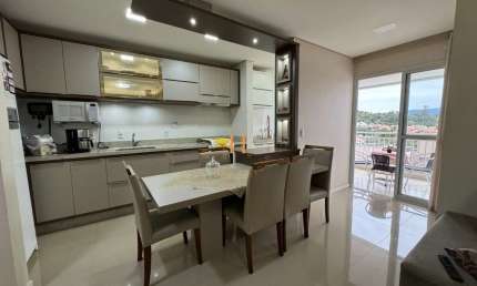 Apartamento com 3 quartos à venda na Avenida Osvaldo José do Amaral, 1001, Bela Vista, São José por R$ 670.000