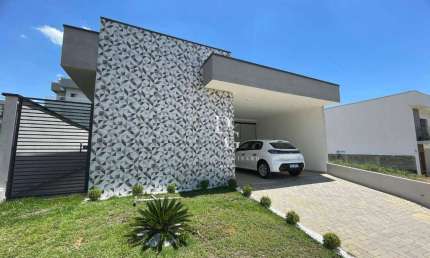 Casa com 3 dormitórios à venda, 144 m² por R$ 720.000,00 - Condomínio Vale dos Cristais - Taubaté/SP
